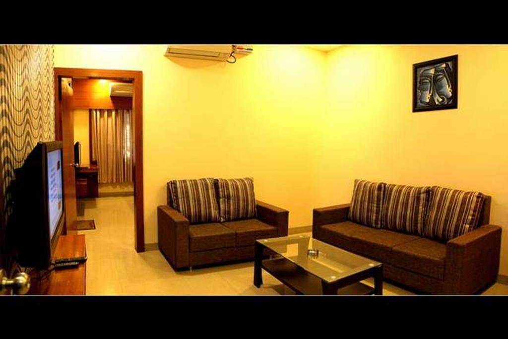 Hotel Shri Khedapati International Dewas Extérieur photo